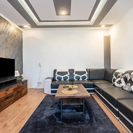 Gera Apartment *